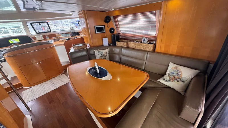 Dream Catcher Yacht Photos Pics Dinette Area