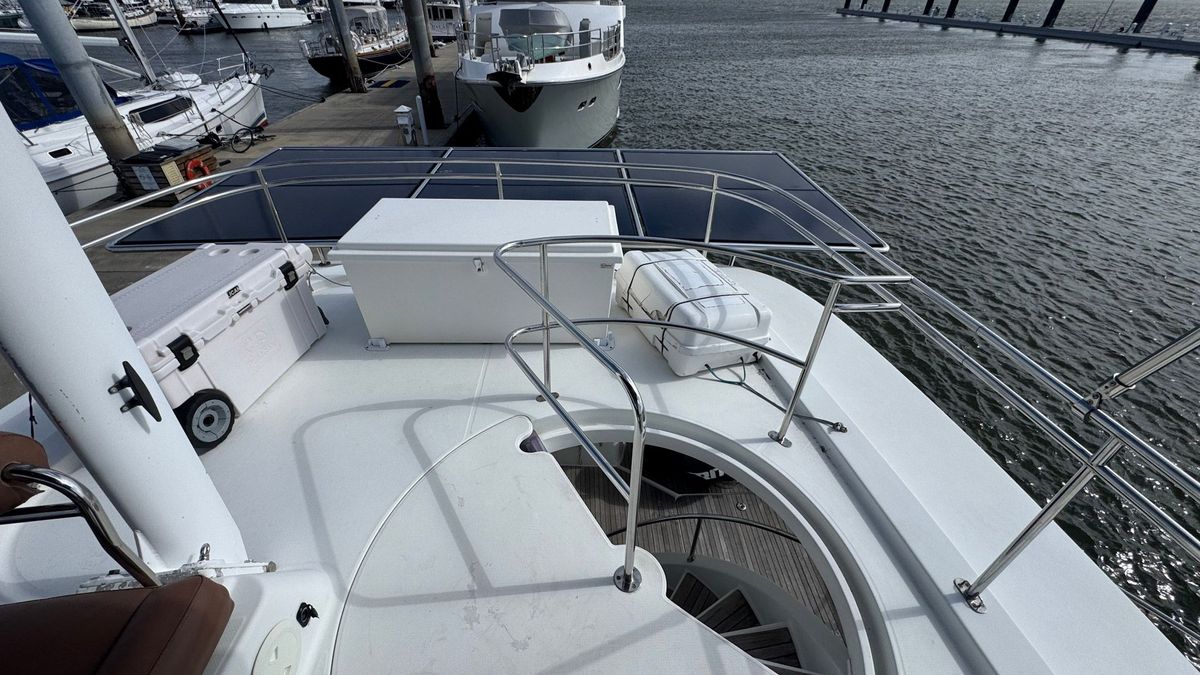 2009 Fountaine Pajot 46 