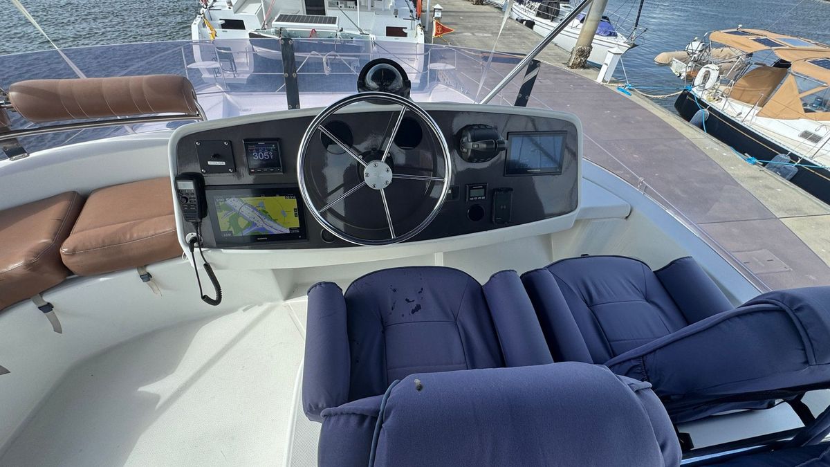 2009 Fountaine Pajot 46 