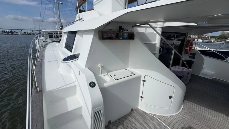 Dream Catcher Yacht Photos Pics Wide Side Deck Port