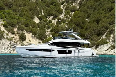 Azimut 68 FLY