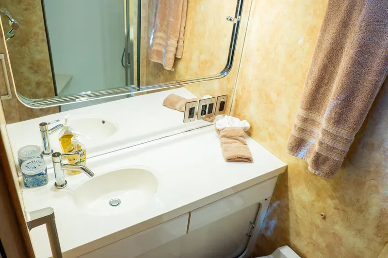 Family Vacation Yacht Photos Pics 