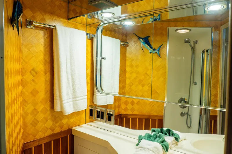 Family Vacation Yacht Photos Pics 