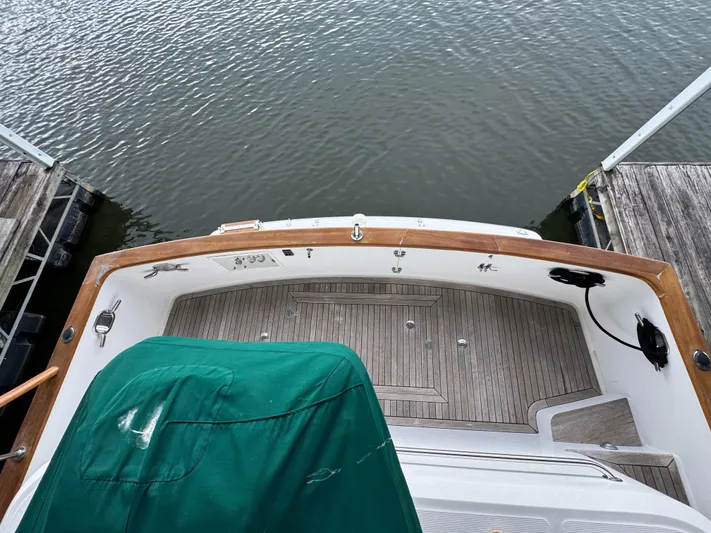 Knot Yet Yacht Photos Pics 