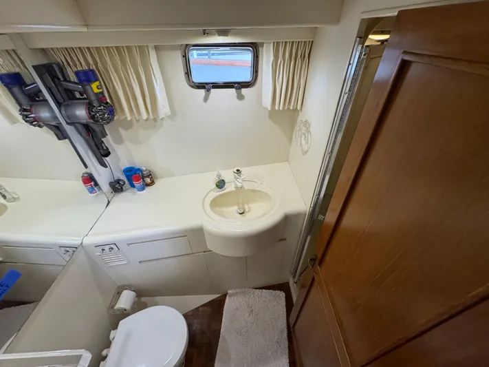 Knot Yet Yacht Photos Pics 