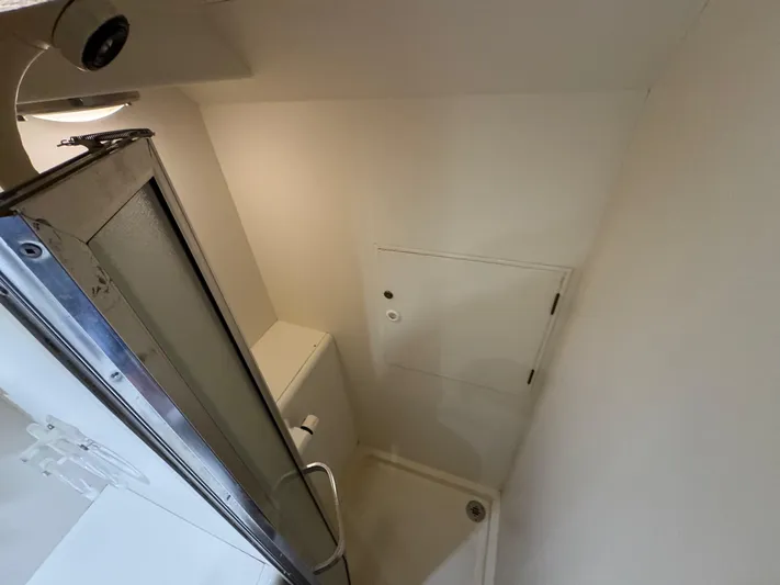 Knot Yet Yacht Photos Pics 