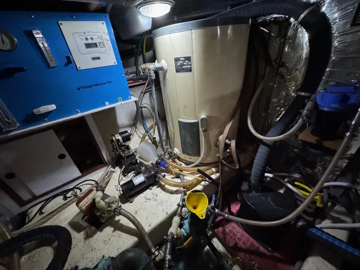 Knot Yet Yacht Photos Pics 