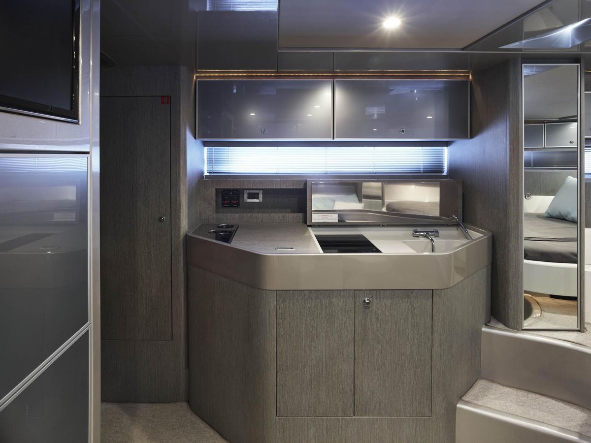 2014 Riva 44 