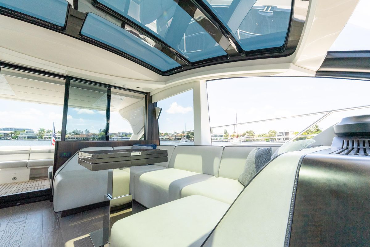 2022 Sunseeker 60 