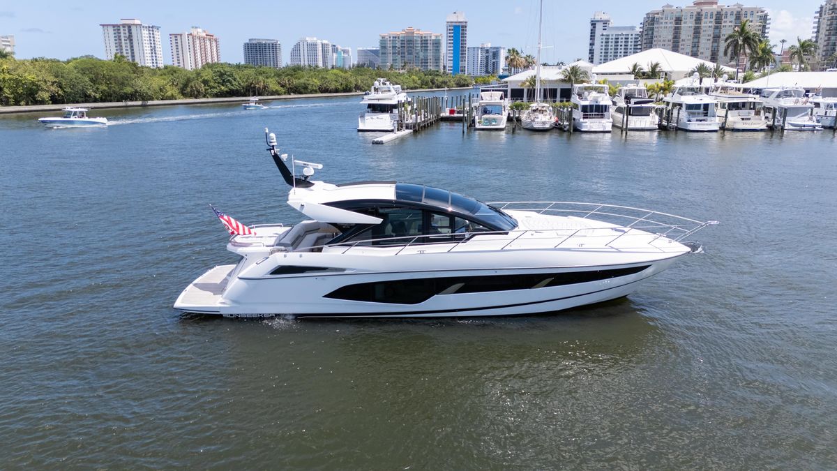 2022 Sunseeker 60 