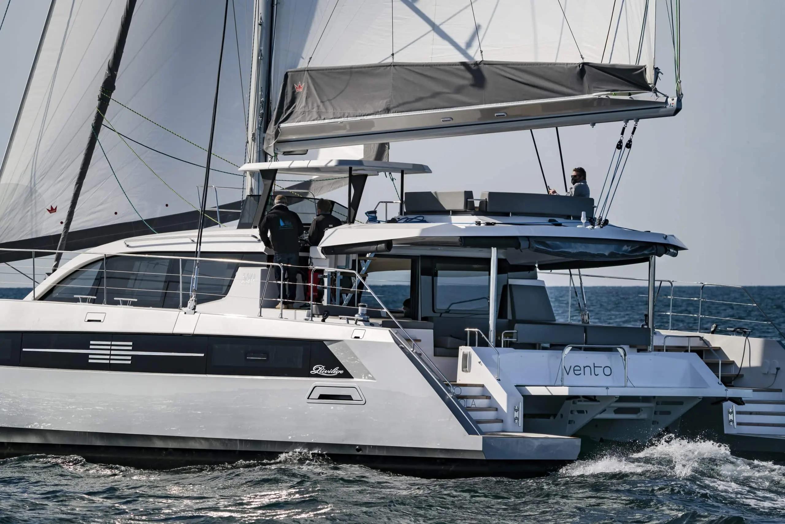 2027 Privilege signature 580