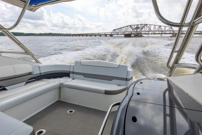 Bluebird Yacht Photos Pics 2017 37 Formula 370 SS Bluebird Deck