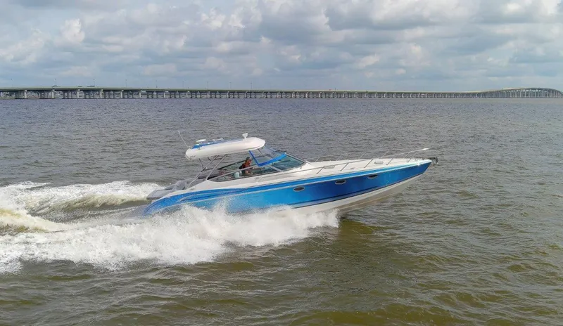 Bluebird Yacht Photos Pics 2017 37 Formula 370 SS Bluebird Running