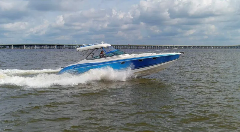 Bluebird Yacht Photos Pics 2017 37 Formula 370 SS Bluebird Starboard