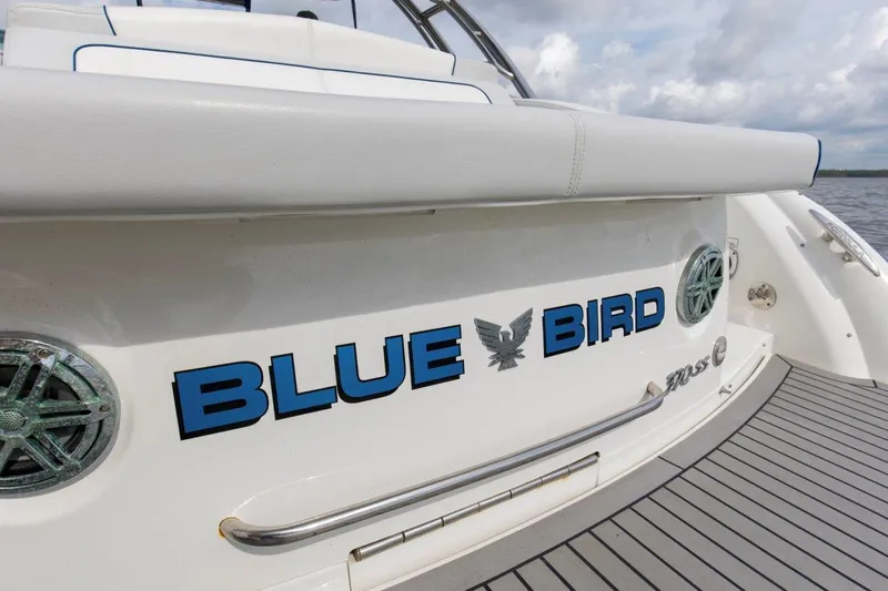 Bluebird Yacht Photos Pics 2017 37 Formula 370 SS Bluebird Stern