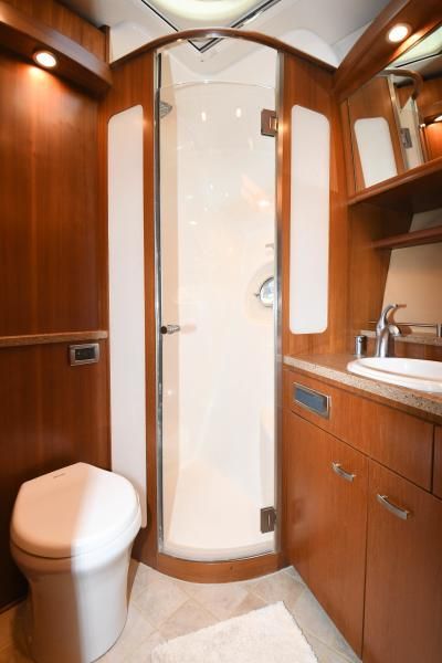 2008 Tiara Yachts 58 