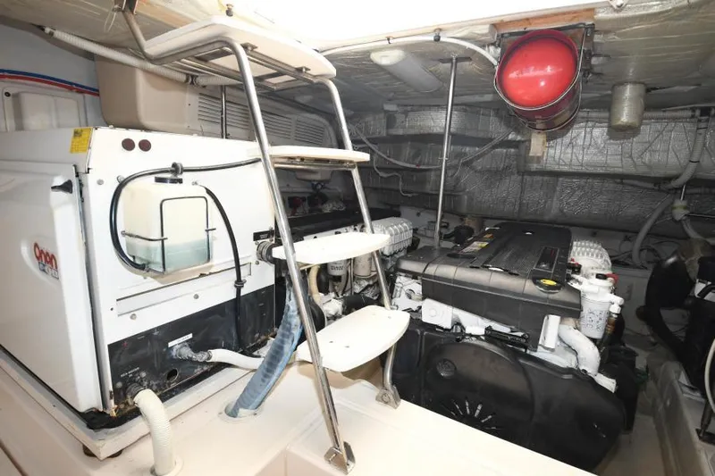 Dreamscape Yacht Photos Pics Engine Room