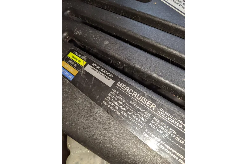 Lottie-da Yacht Photos Pics Engine label of 2004 Sea Ray 380 Sundancer, featuring MerCruiser specifications and serial numbers.