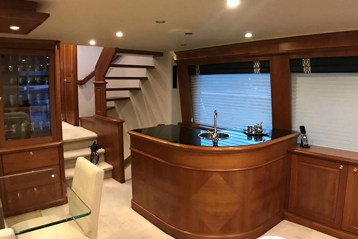 2005 Pacific Mariner 85 