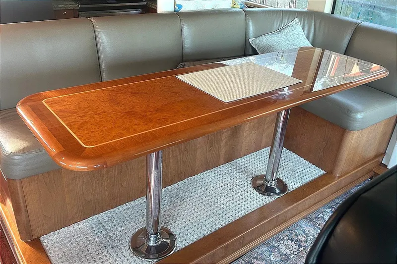 Harbor Lady Yacht Photos Pics Luxurious dining area in 2005 Pacific Mariner Raised Pilothouse Motoryacht.