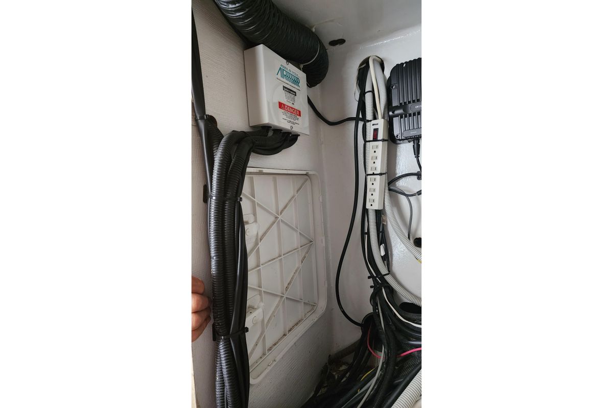 2006 Maxim Yachts 57 