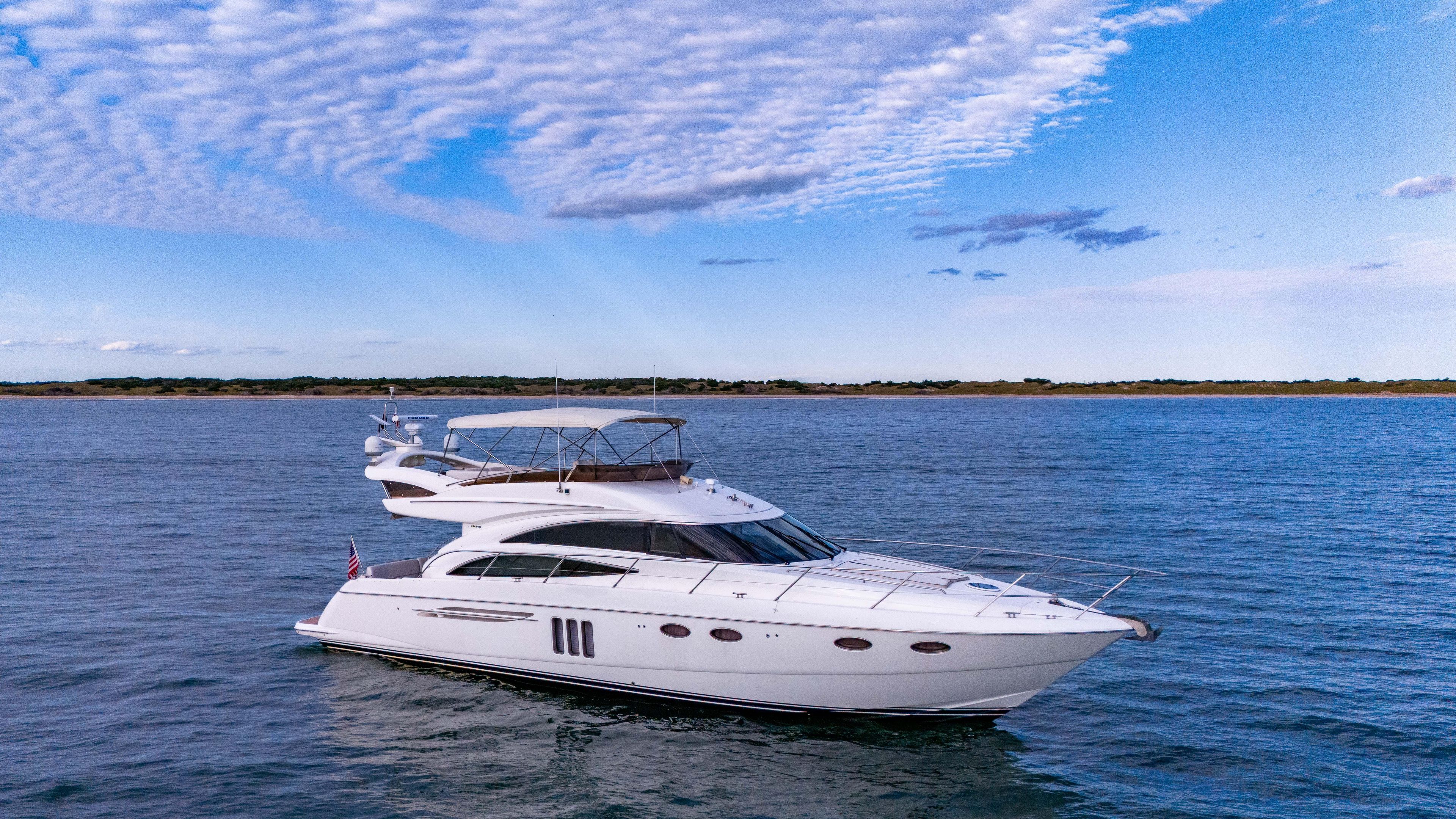 Yacht