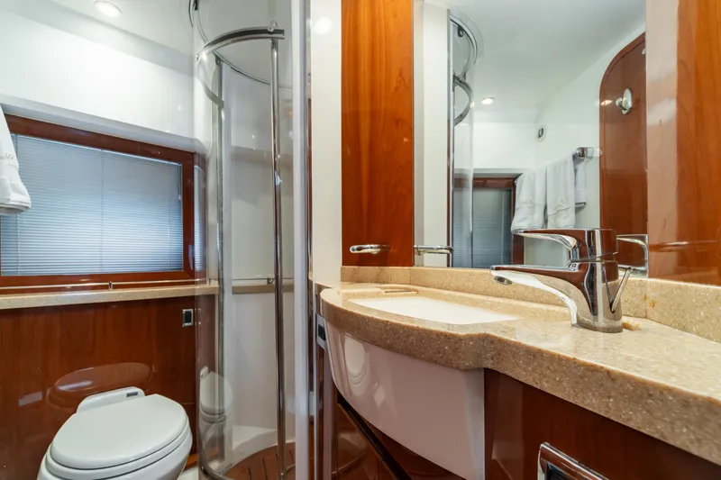 Seabreeze Yacht Photos Pics Princess 58 SEABREEZE - Head