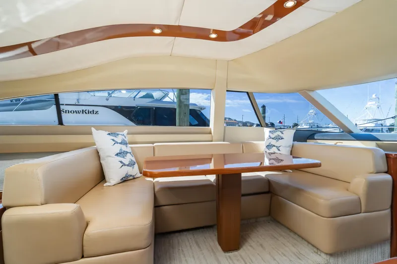 Seabreeze Yacht Photos Pics Princess 58 SEABREEZE - Dinette Seating
