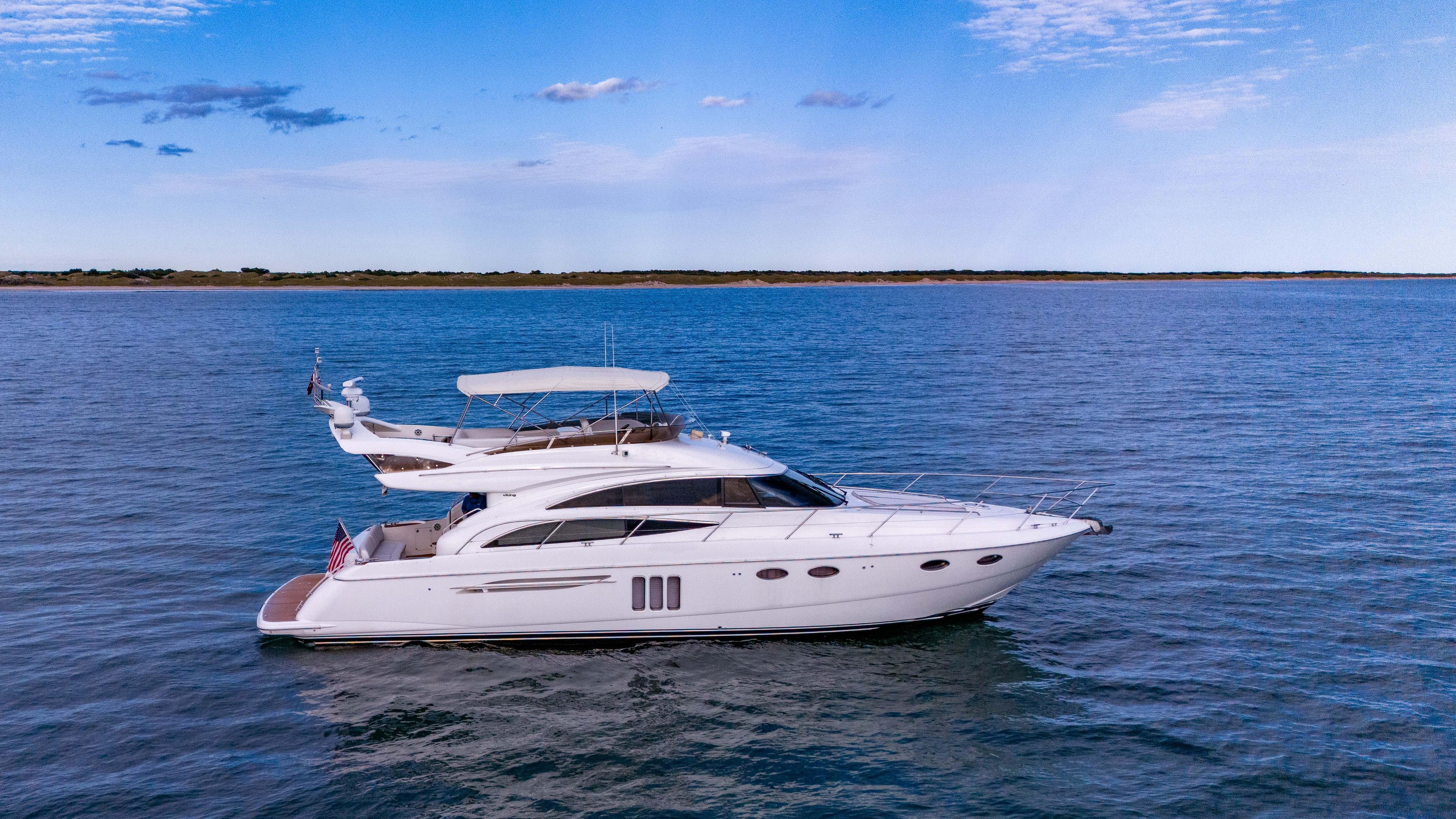 Yacht