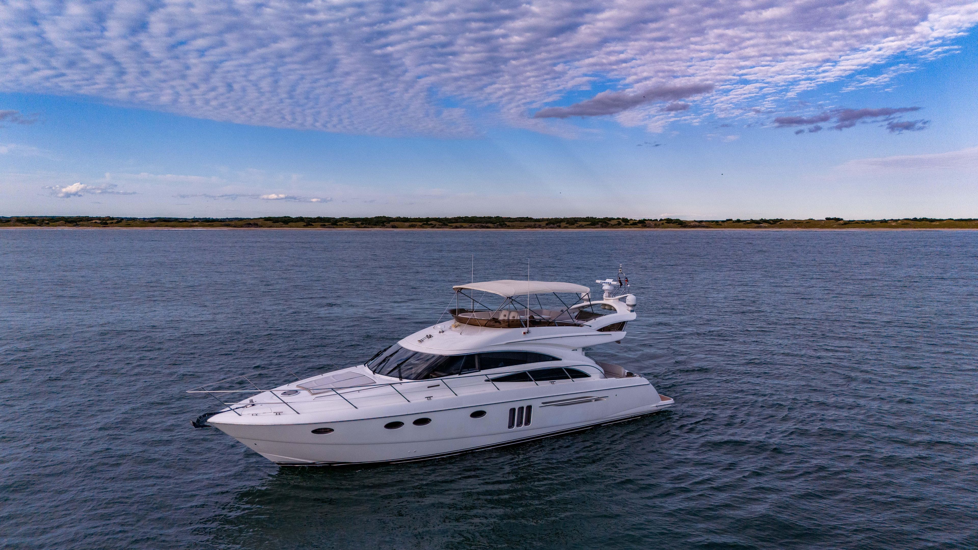 Yacht