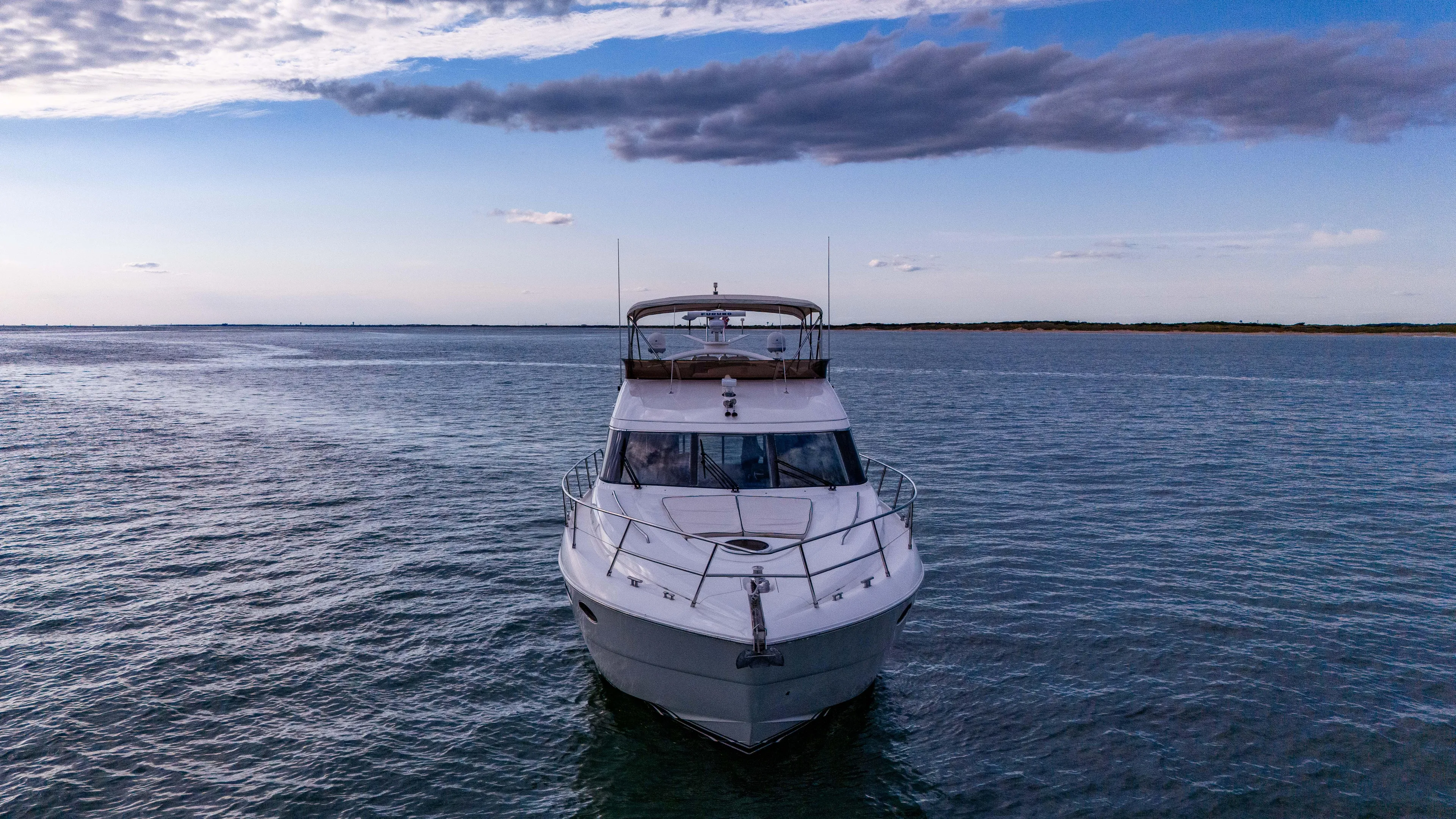 Seabreeze Yacht Photos Pics Princess 58 SEABREEZE - Bow Profile