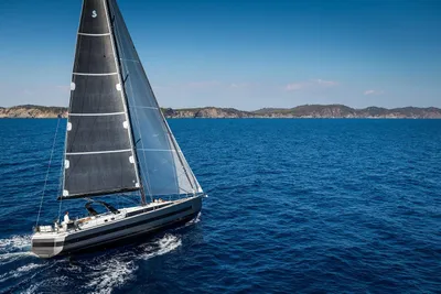 2018 Beneteau Oceanis Yacht 62