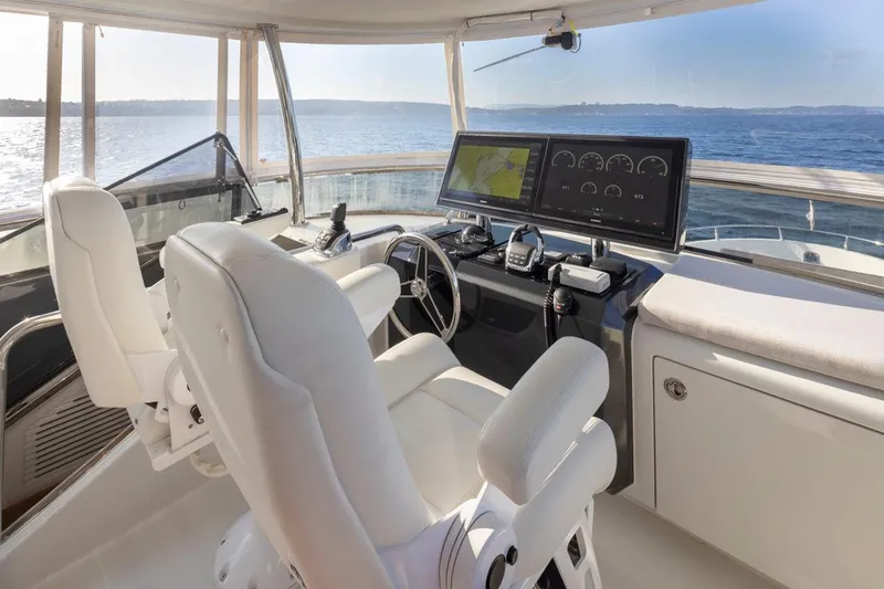 Crescent Moon Yacht Photos Pics 