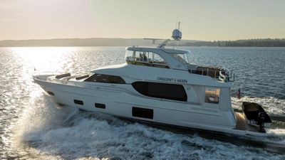 Yacht