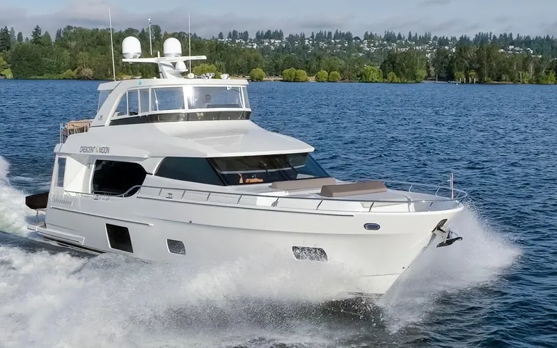 Crescent Moon Yacht Photos Pics 2017 Ocean Alexander 70E Motoryacht cruising on a scenic lake.