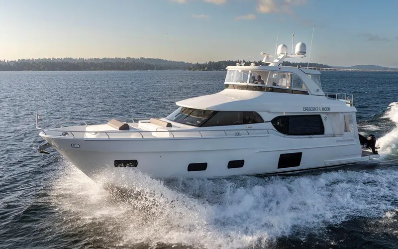 Crescent Moon Yacht Photos Pics 2017 Ocean Alexander 70E Motoryacht cruising on open water.