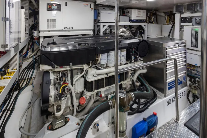 Crescent Moon Yacht Photos Pics 