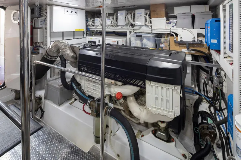 Crescent Moon Yacht Photos Pics 