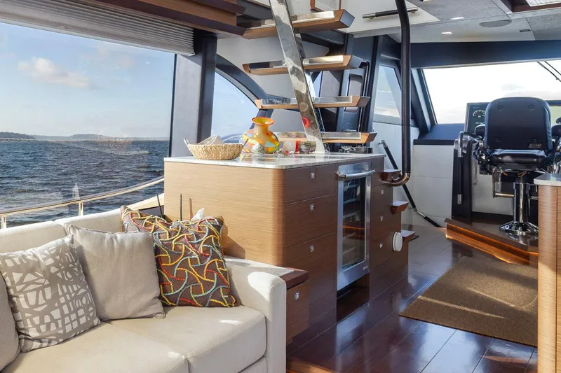 Crescent Moon Yacht Photos Pics Luxurious interior of 2017 Ocean Alexander 70E Motoryacht with modern design and ocean view.