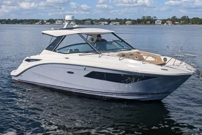 Sea Ray 320 Sundancer