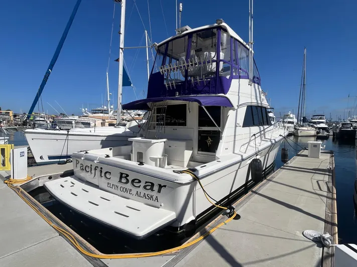 Pacific Bear Yacht Photos Pics 