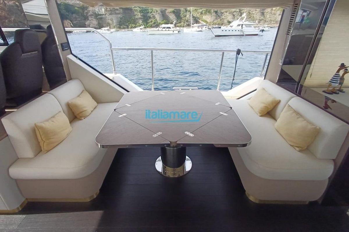 2025 Azimut 59 