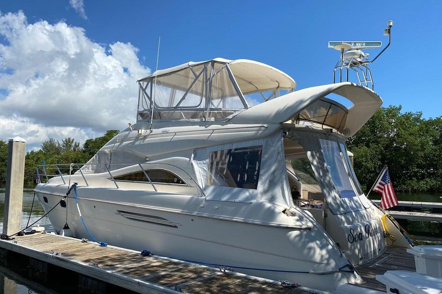 1999 Viking Princess 50