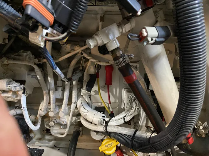 Huckleberry Friend Yacht Photos Pics 