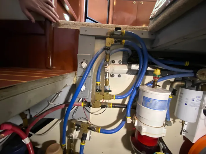 Huckleberry Friend Yacht Photos Pics 