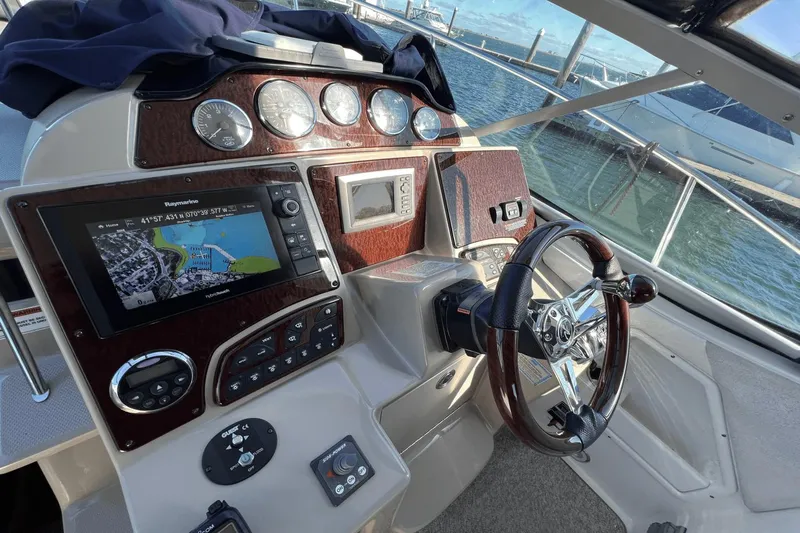 Rest Assured Yacht Photos Pics 