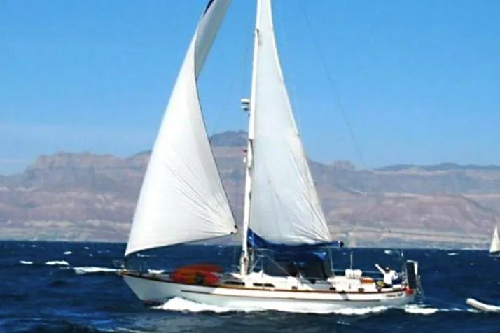 China Doll Yacht Photos Pics Under sail