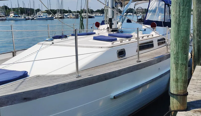 China Doll Yacht Photos Pics Topside - midship