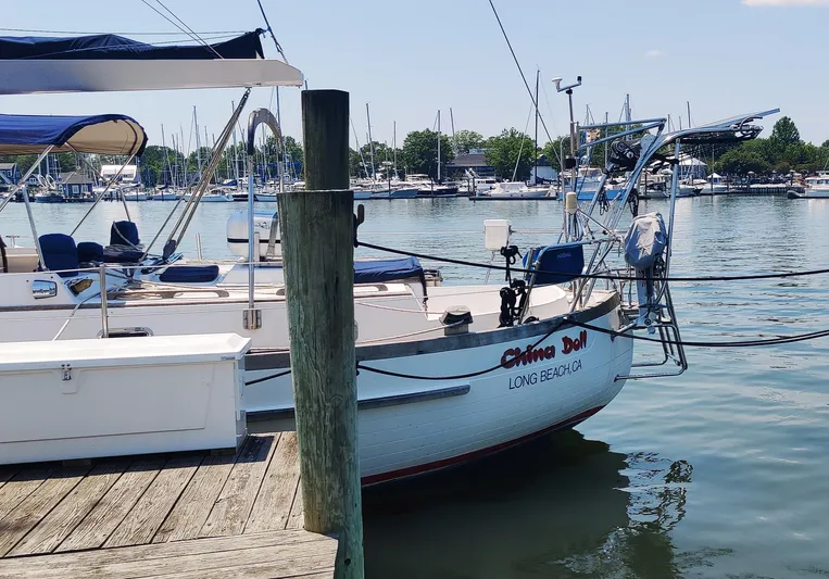 China Doll Yacht Photos Pics Stern