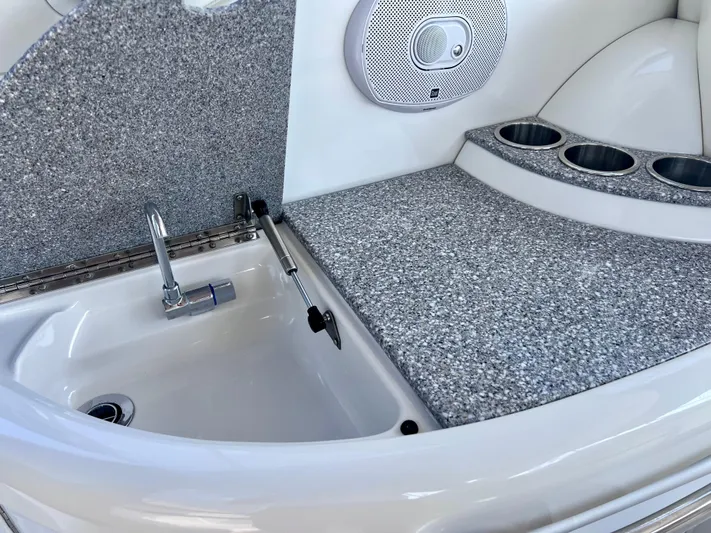 Still Groovin Yacht Photos Pics 